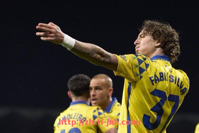 金年会体育-法甲赛季进球榜分析及顶级射手表现回顾